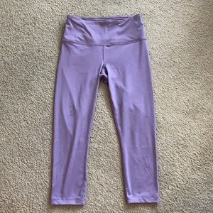 $6 clean out CROP Yoga Pants Size S LIGHT Purple Lavender Shade